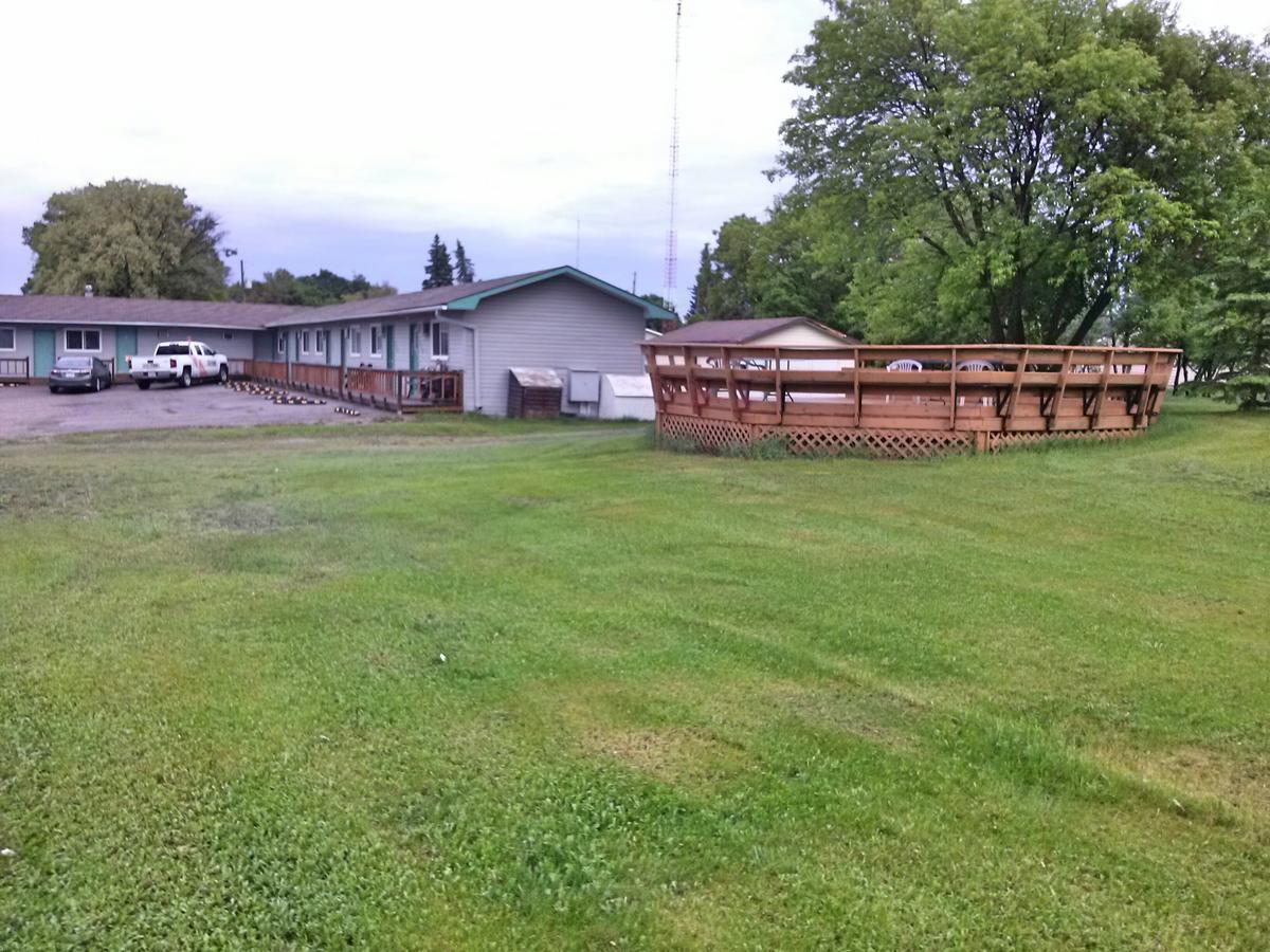 Moosomin Motel Eksteriør billede