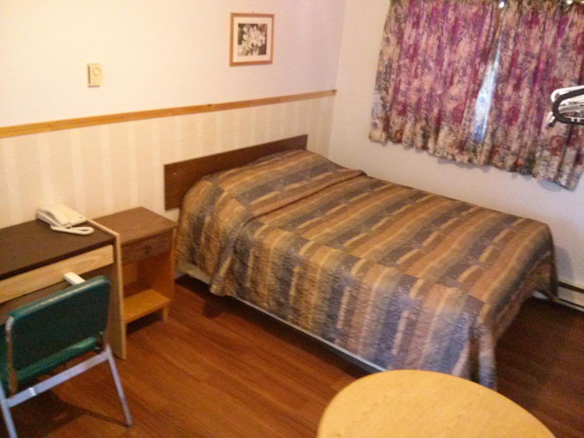 Moosomin Motel Eksteriør billede