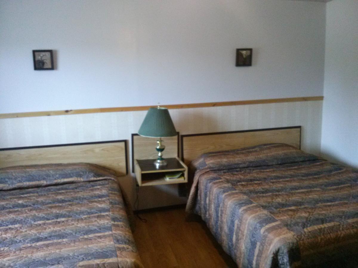 Moosomin Motel Eksteriør billede