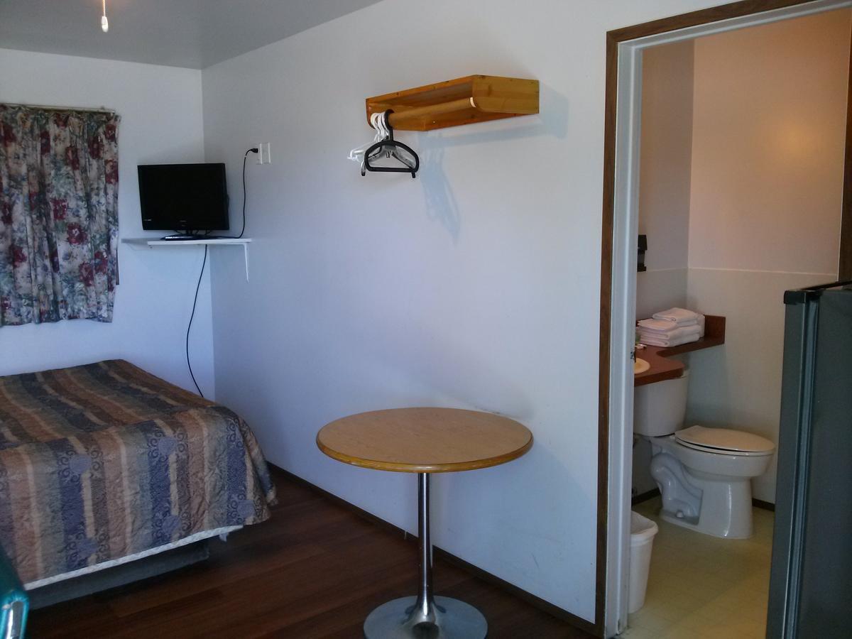 Moosomin Motel Eksteriør billede