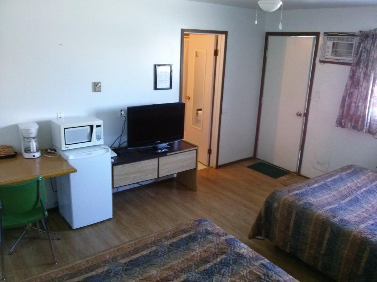 Moosomin Motel Eksteriør billede